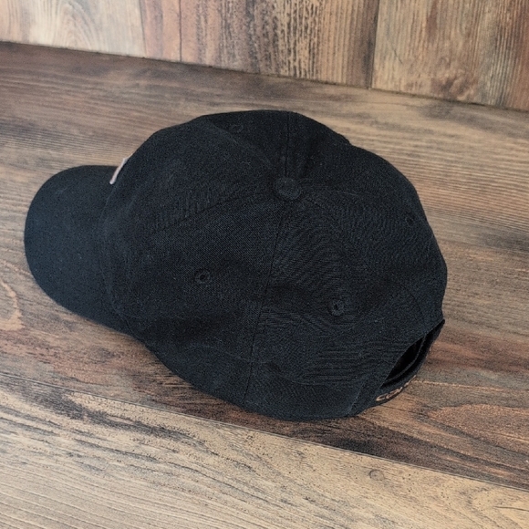 Carhartt Black Velcro Adjustable Cap with Brown Logo Patch - Picture 2 of 6